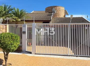 0 · casa à venda em Parque Franceschini
