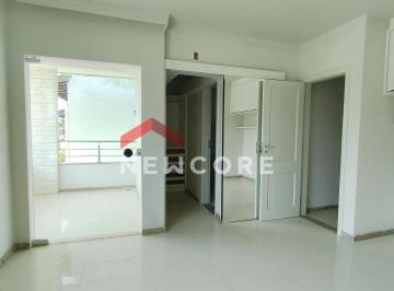 Casa · 133m² · 4 Quartos · 2 Vagas · Casa em  Rua Deusdete Queiroz - Buraquinho - Lauro de Freitas/BA