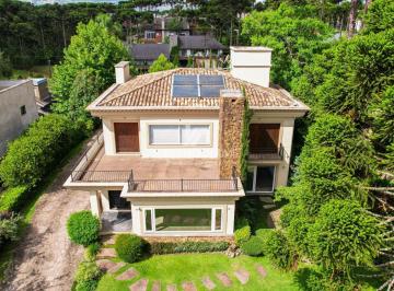 Casa · 346m² · 3 Vagas · CASA CONDOMÍNIO DE LUXO