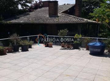 Casa · 1505m² · 5 Quartos · 1 Vaga · Casa Ampla com Vista para a Natureza-Garopaba/SC