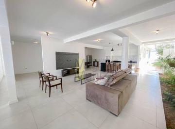 0273f5815d1ac6d074af5506e09d97f9f06ddd90 · Casa com 3 suítes para alugar, 194 m² por R$ 4.000/mês - Papicu - Fortaleza/CE