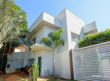 Foto 1 · Casa de 207 m² com 04 suítes para alugar por R$ 8.500/mensais no Condomínio do Lago - Goiânia