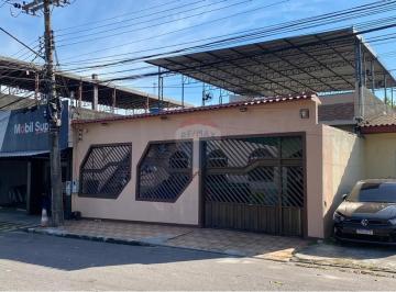 Casa · 290m² · 4 Quartos · 2 Vagas · Casa Espaçosa para Aluguel no Conjunto Santos Dumont!