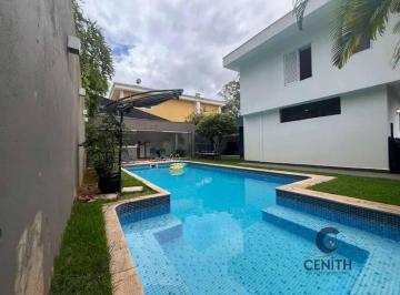 Casa · 683m² · 3 Quartos · 4 Vagas · Maravilhosa Casa com 3 suítes, piscina, churrasqueira! 300 m²