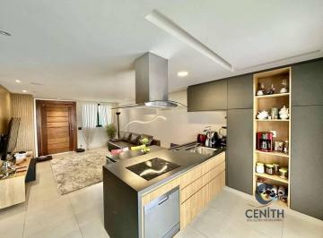 Casa · 194m² · 4 Quartos · 2 Vagas · Incrível Imóvel com 4 dorms/2sts, master com closet, climatizada, gourmet!