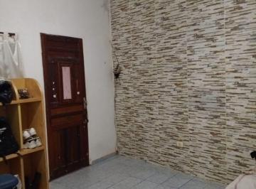 Casa · 50m² · 2 Quartos · Apartamento à venda em Jardim Rosana com 50 m², 2 quartos, 0 vagas