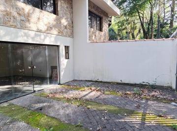 Casa de 3 quartos, São Paulo · Oportunidade | 2 suítes | 3 vagas | Lareira | Próx. metrô Butantã
