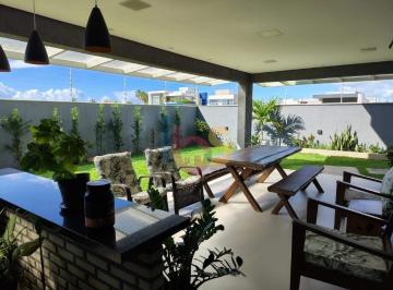 Casa · 260m² · 4 Quartos · 2 Vagas · Casa em Condominio Fechado