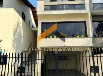 Casa · 197m² · 3 Quartos · 4 Vagas · Sobrado à venda no Jardim das Vertentes