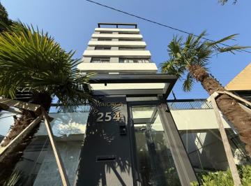 Casa · 96m² · 2 Quartos · 2 Vagas · Apartamento Garden em Mont Serrat