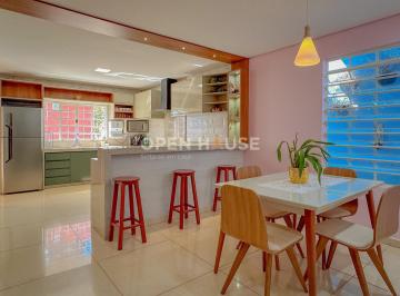 Casa · 135m² · 3 Quartos · 1 Vaga · charme de cozinha