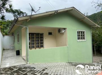 Casa · 86m² · 3 Quartos · 2 Vagas · Casa á venda em COSTEIRA DA ARMAÇAO, Governador Celso Ramos/SC