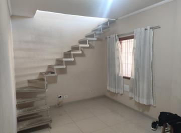 Casa · 178m² · 2 Quartos · 2 Vagas · Apartamento à venda em Vila Rosa com 178 m², 2 quartos, 2 vagas