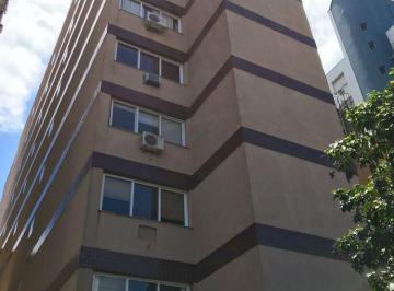 Apartamento · 31m² · 1 Quarto · Apartamento de 01 dormitório em edifício com infraestrutura no Centro de Porto Alegre-RS