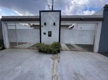 Casa de 3 quartos, Manaus · Casa a Venda no Conjunto águas Claras 