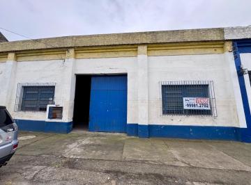 Casa · 440m² · 1 Quarto · 3 Vagas ·  MÁFFER IMÓVEIS VENDE OU ALUGA DEPÓSITO COM 400M² DE ÁREA ÚTIL NO BAIRRO FLORESTA  Excelente depósit