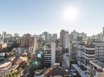 Apartamento · 317m² · 3 Quartos · 4 Vagas · Apartamento em Petrópolis