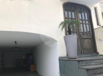Área de Serviço · Imoveis - na Vila Monumento