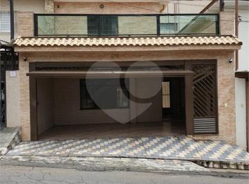 Área de Serviço · Imoveis - na Vila Gumercindo