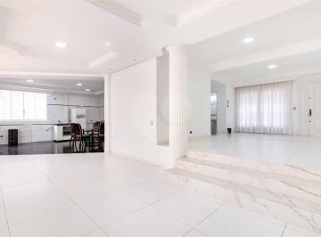 Casa de 4 quartos, Curitiba · Casa Residencial/Comercial Uberaba 4 Dormitórios 3 Suítes 4 Vagas Área: 400 m²