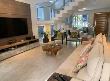 Casa de 4 quartos, São José dos Campos · Casa Sobrado, 4 Dormitórios ( 3 suítes), Jardim do Golf II, Urbanova.