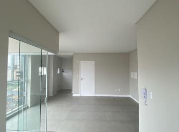 Apartamento de 2 quartos, Porto Belo · Estilo de vida funcional com localização valorizada