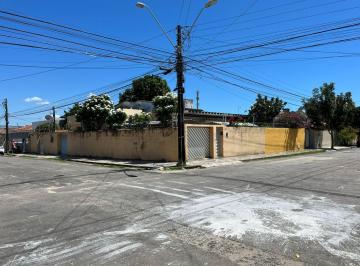 Casa de 8 quartos, Fortaleza · CASA A VENDA NO AMADEU FURTADO