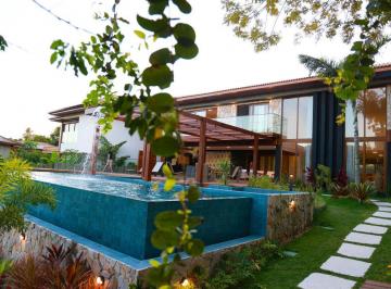 Casa · 700m² · 5 Quartos · 4 Vagas · Excelente casa 5 quartos, suítes à venda em Praia do Forte