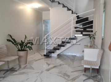 Casa · 115m² · 3 Quartos · 3 Vagas · Sobrado à venda de 115m², com 3 dormitórios, 1 suíte e 3 vagas, no Chora Menino.