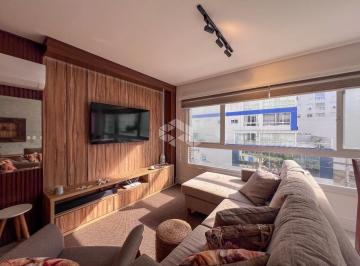 209841_iR9YO4d_20984168863f3f45d1b.jpg · Apartamento mobiliado e decorado, 107 m² de área privativa. composto de 03 suítes, posição oeste/nor