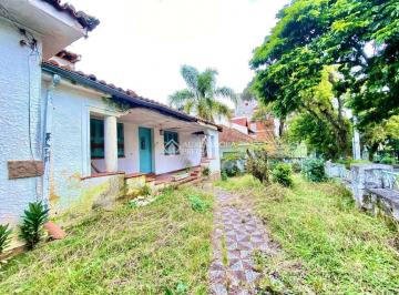 Casa · 654m² · 3 Quartos · Terreno à venda em Petrópolis, Porto Alegre