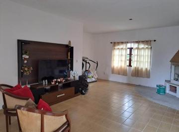 Casa · 377m² · 4 Quartos · 6 Vagas · Apartamento à venda em Jardim Clube de Campo com 377 m², 4 quartos, 6 vagas