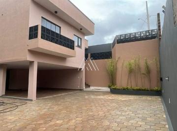Casa · 244m² · 3 Quartos · Vendo casa em Itatiaiuçu com 3 quartos com excelente localização!