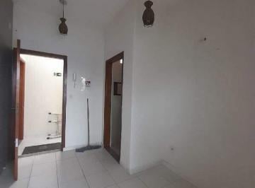 Comercial · 28m² · Sala para aluguel com no bairro Centro