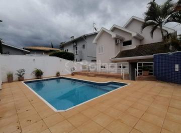 Casa · 193m² · 3 Quartos · 4 Vagas · Casa em condomínio para alugar em Vinhedo, com 03 quartos sendo 01 suíte.