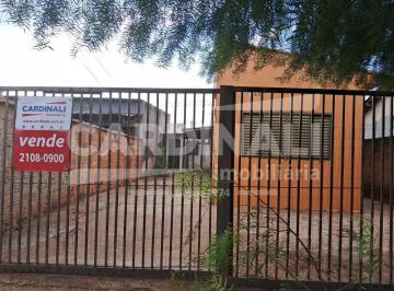 Casa · 160m² · 1 Quarto · 2 Vagas · Casa com ótima localização em Rua principal de comércio