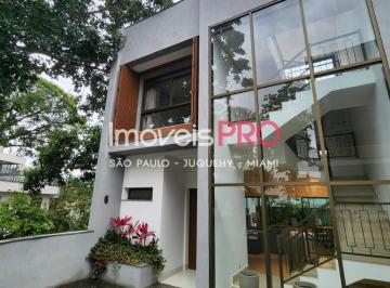 Casa · 689m² · 4 Quartos · 4 Vagas · Linda casa em Condomínio