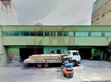 Comercial · 668m² · Dois Galpões à Venda ou Locação na Região da Mooca