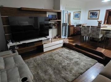 Casa · 440m² · 4 Quartos · 3 Vagas · Casa Térrea