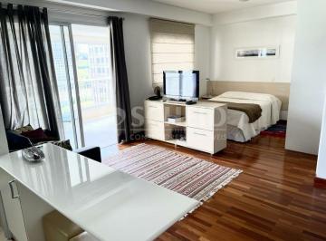 Apartamento · 55m² · 1 Quarto · 1 Vaga · Estúdio mobiliado de 55m² com varanda fechada ao lado da Av. Berrini