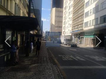 kxc7d1e2n2e2oda0yjexnmi2_md · Sala comercial, no Centro de Curitiba.