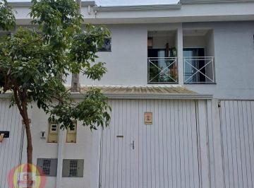 2a57d3e4c0ac2b769b3500a0e9b942a6092582fa · Sobrado á venda Vila Hortência