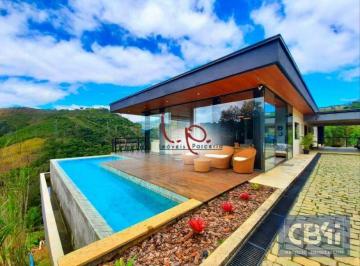 048aa37b3786737662b957cf6ce3c1f586a49f21 · Casa Linear, Moderna, em Estilo Contemporâneo, com 4 Suítes, no Condomínio Quinta do Lago em Itaipav
