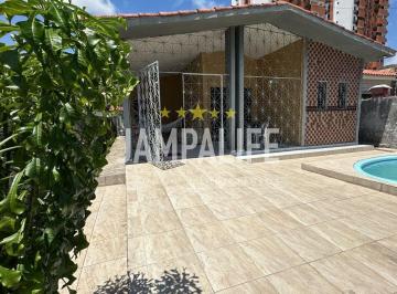 Casa · 208m² · 5 Quartos · 3 Vagas · Ótima casa no Manaíra