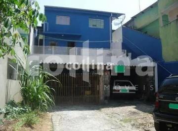 Casa · 266m² · 2 Quartos · 6 Vagas · Sobrado em Vila Veloso, Carapicuíba/SP de 266m² 2 quartos à venda por R$ 350.000,00