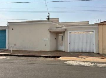 Casa · 210m² · 3 Quartos · 2 Vagas · Casa em Ipanema, Araçatuba/SP de 210m² 3 quartos à venda por R$ 480.000,00