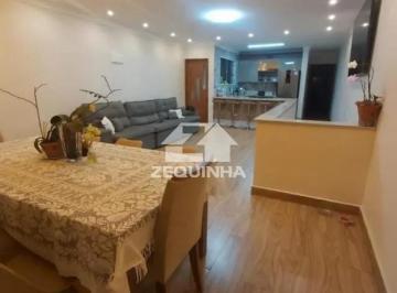 Casa · 375m² · 4 Quartos · 2 Vagas · Casa em Jardim Adriana, Guarulhos/SP de 375m² 4 quartos à venda por R$ 690.000,00