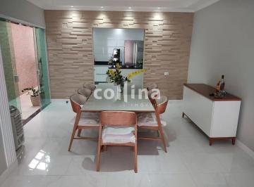 Casa · 180m² · 3 Quartos · 2 Vagas · Casa em Jardim Planalto, Carapicuíba/SP de 180m² 3 quartos à venda por R$ 650.000,00