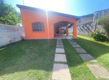 Casa de 2 quartos, Itanhaém · Casa lote inteiro próximo aos comércios do gaivota, aceita financiar 