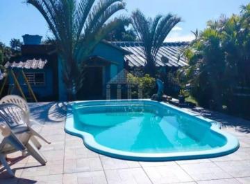 Casa de 5 quartos, Embu-Guaçu · Chácara toda murada com ótima localização no Embu Guaçu, com 3 casas no terreno.